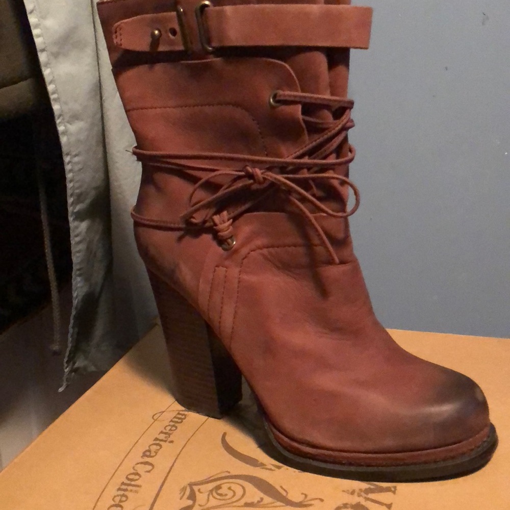 Nine West Dark Brown Boots